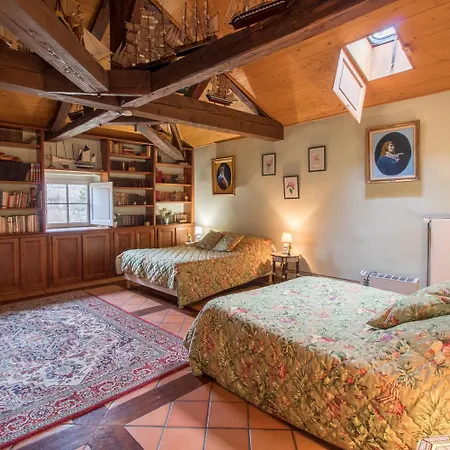 Au Chateau De Feligonde Дом отдыха *